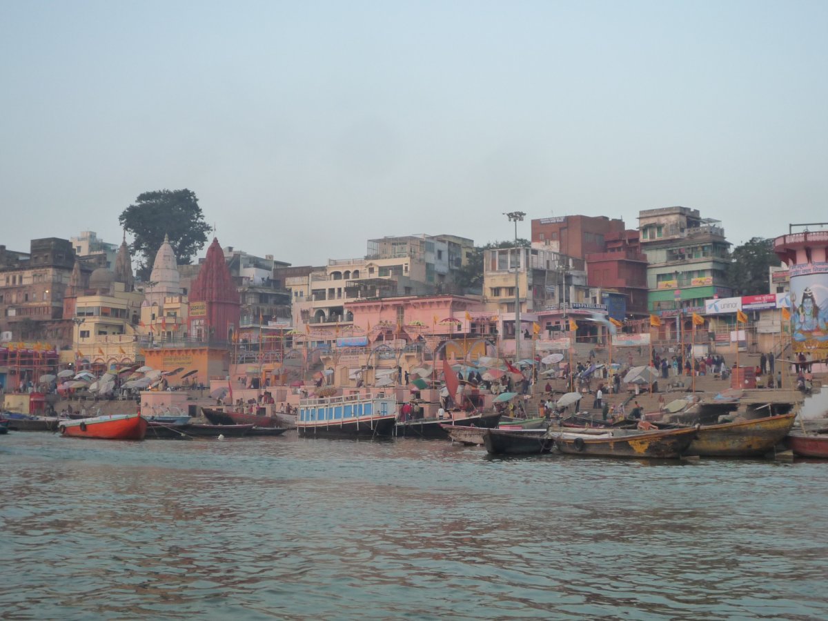 Sunrise - Bank of river Ganga103